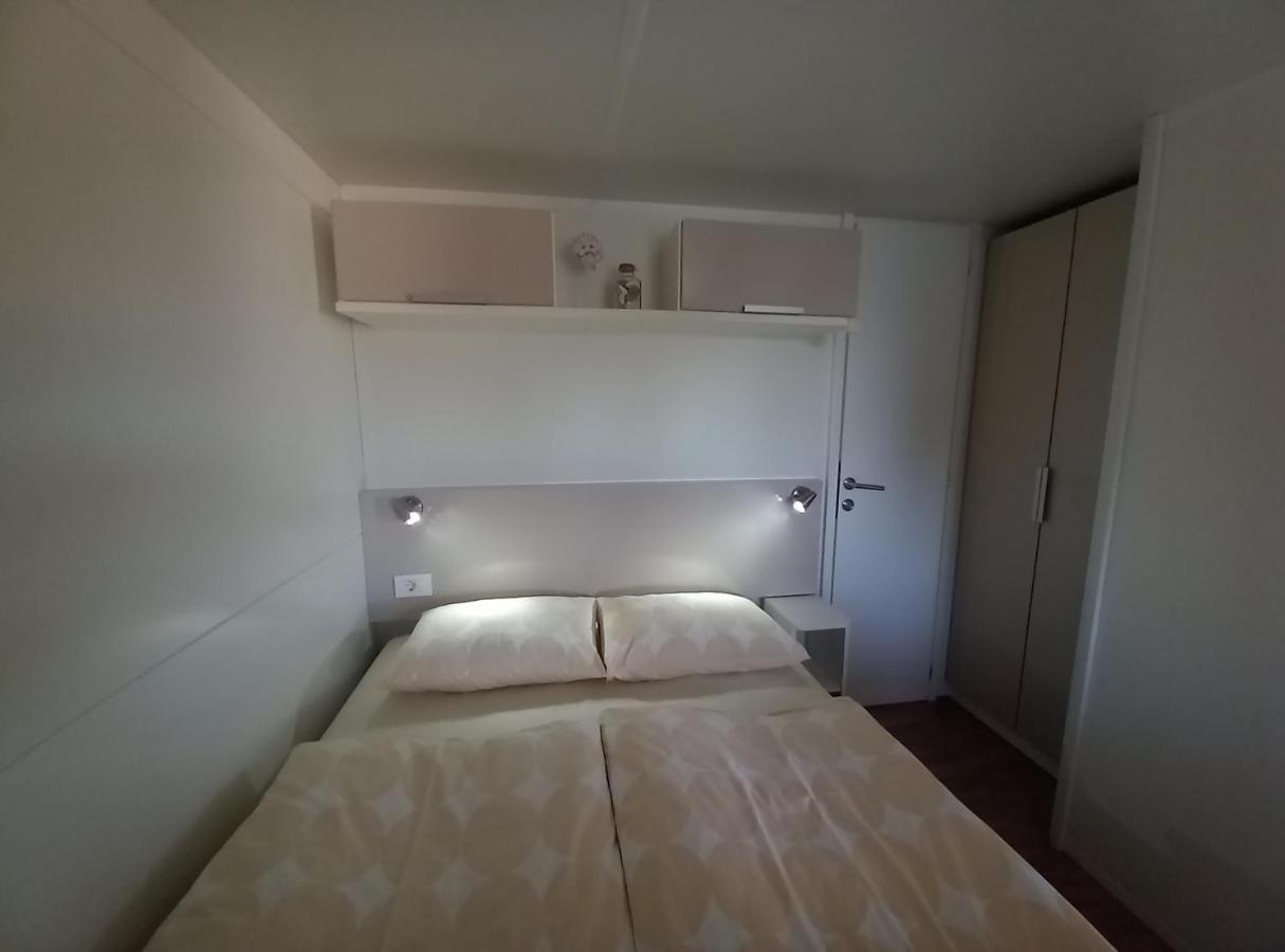 Mobile Homes Seashell Езера Экстерьер фото