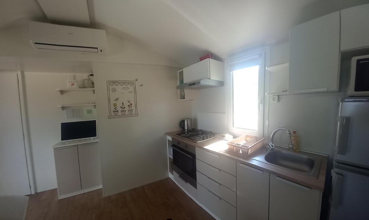 Mobile Homes Seashell Езера Экстерьер фото
